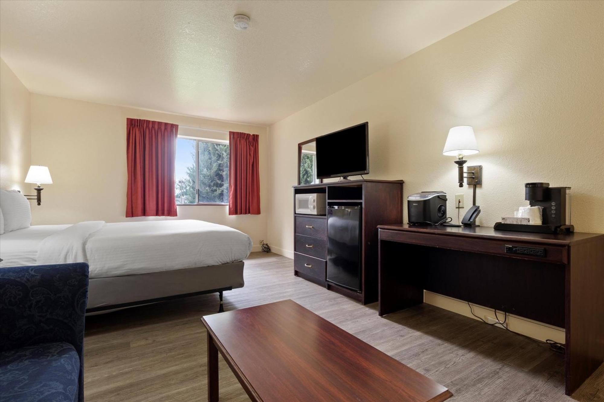 Quincy Inn And Suites Eksteriør bilde