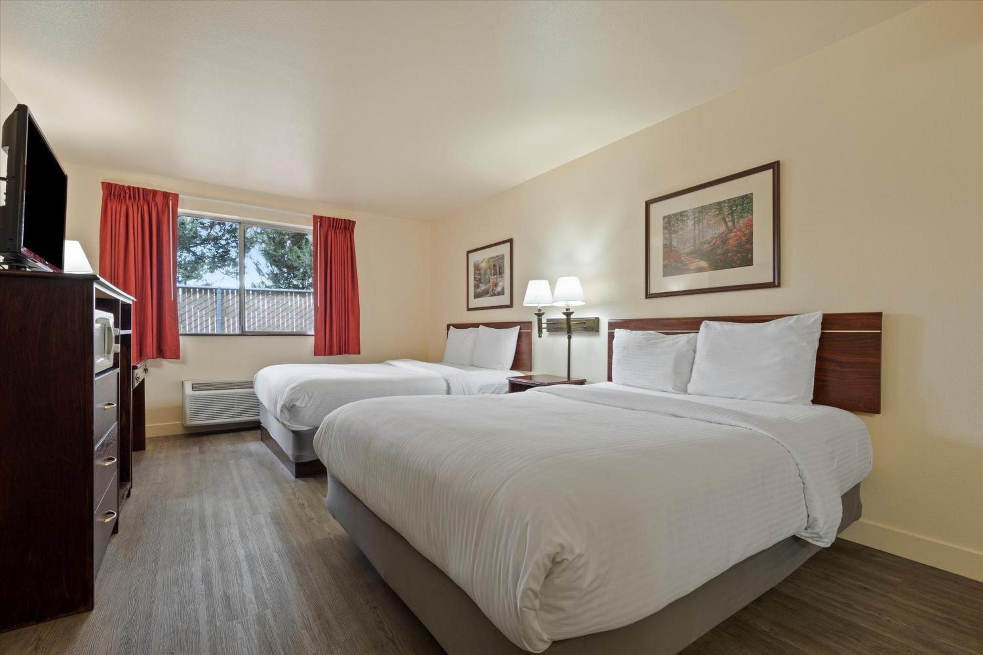 Quincy Inn And Suites Eksteriør bilde