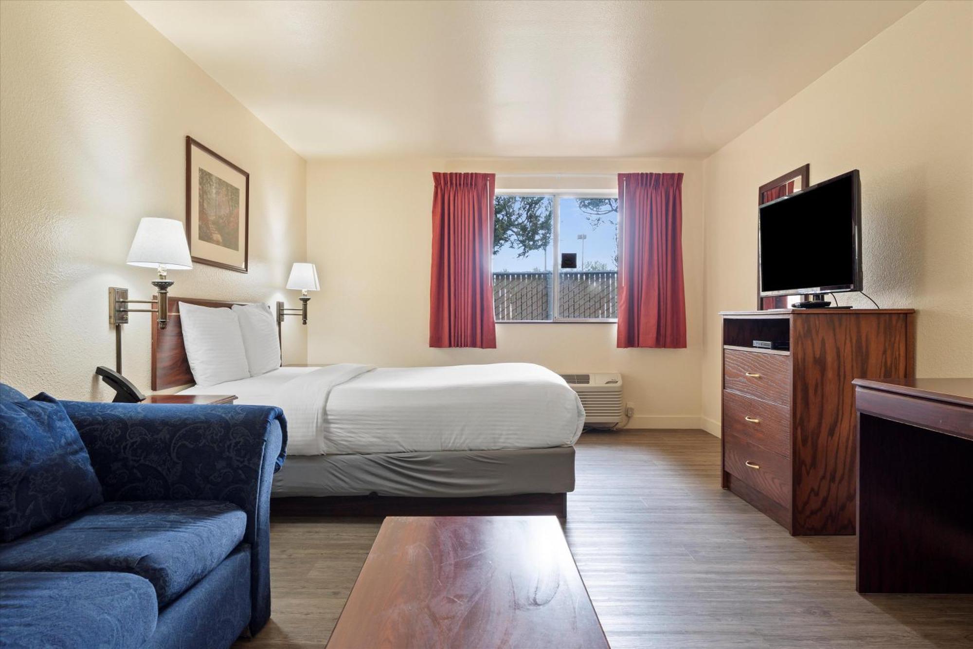 Quincy Inn And Suites Eksteriør bilde